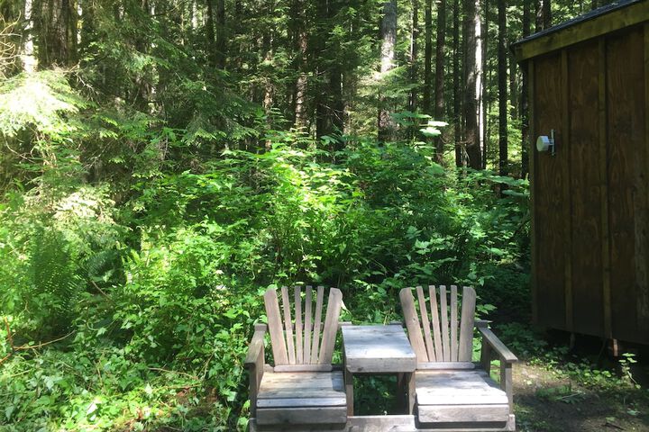 Alexanders Lodge