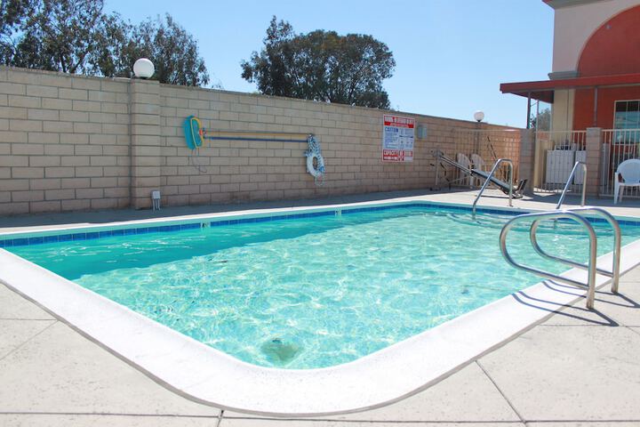 Pool 5 of 37