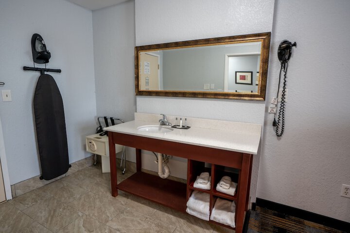 Room 29 of 53