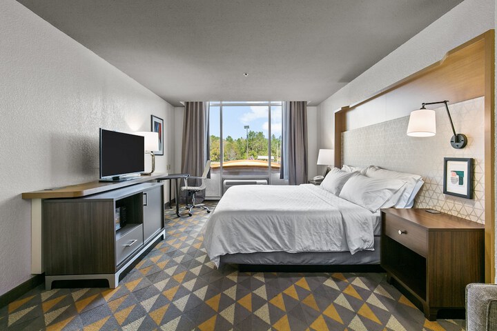 Room 26 of 58