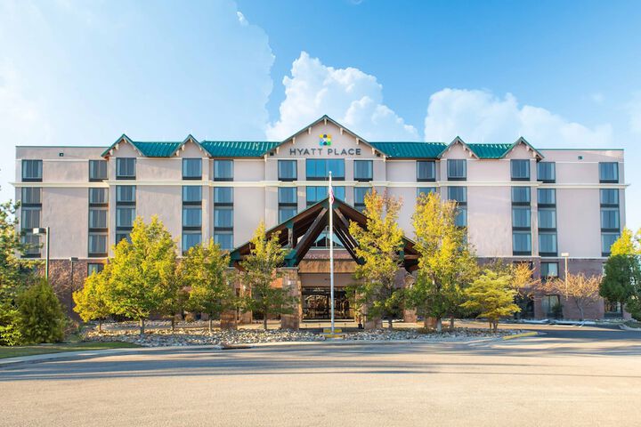 Hotel 2 of 35