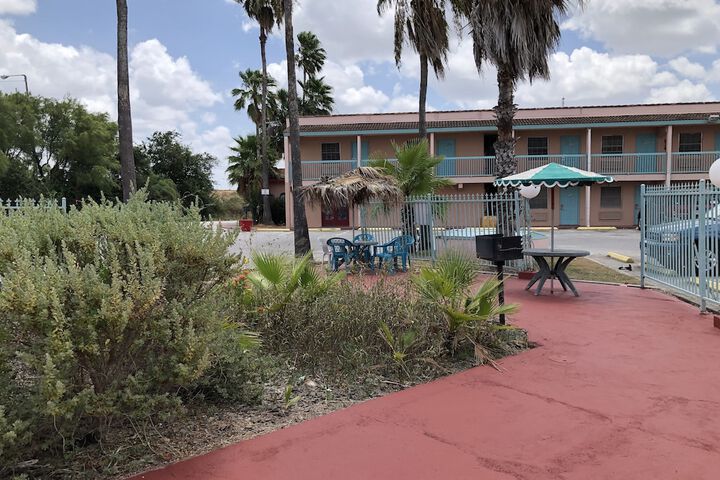 Hotel 2 of 35