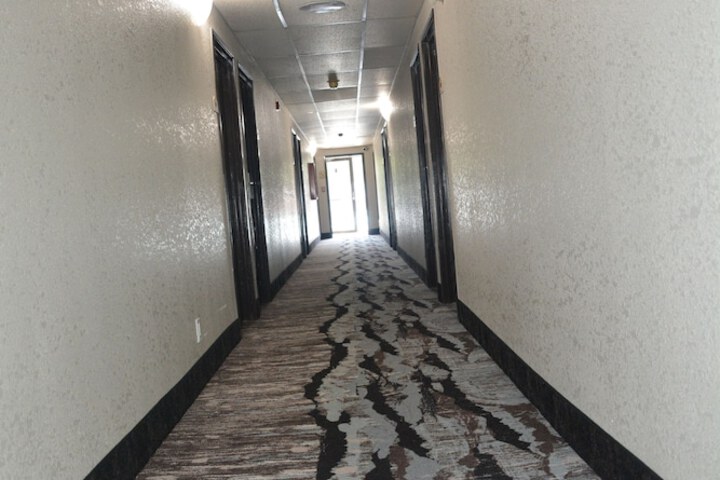 Ballroom/Hall 42 of 42