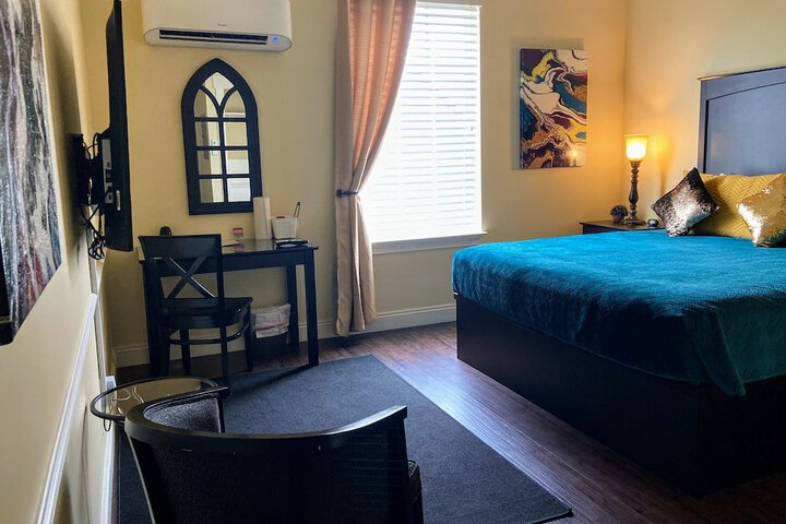 Room 70 of 88
