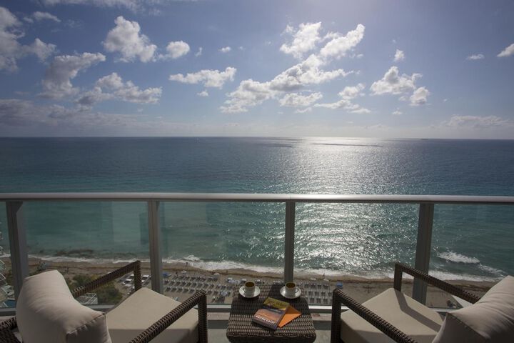 Lyfe Resort & Residences