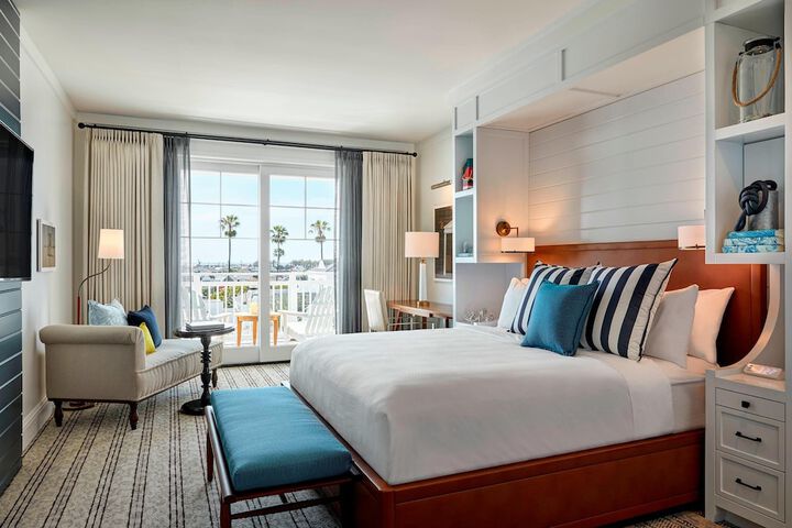 Lido House Autograph Collection