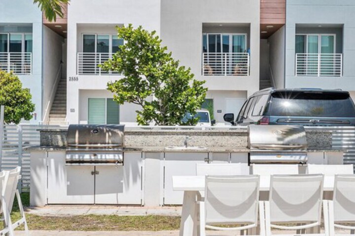 Lofts of Aventura