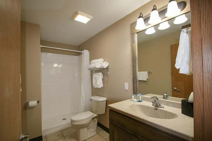 Woodside Dells Hotel & Suites