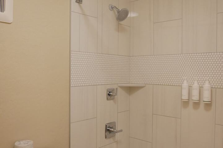 Room 20 of 37