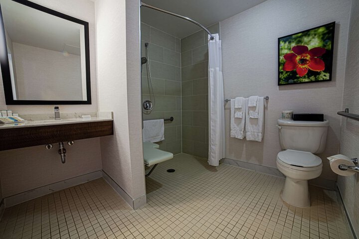 Room 20 of 36
