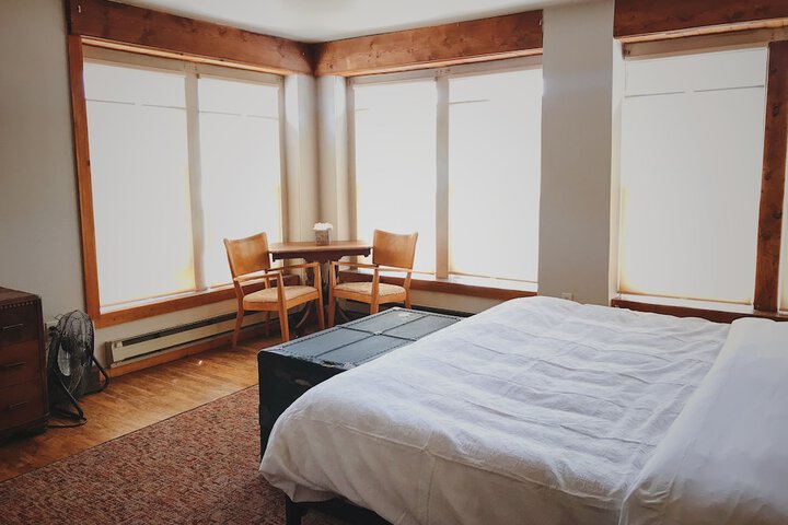 Room 17 of 68