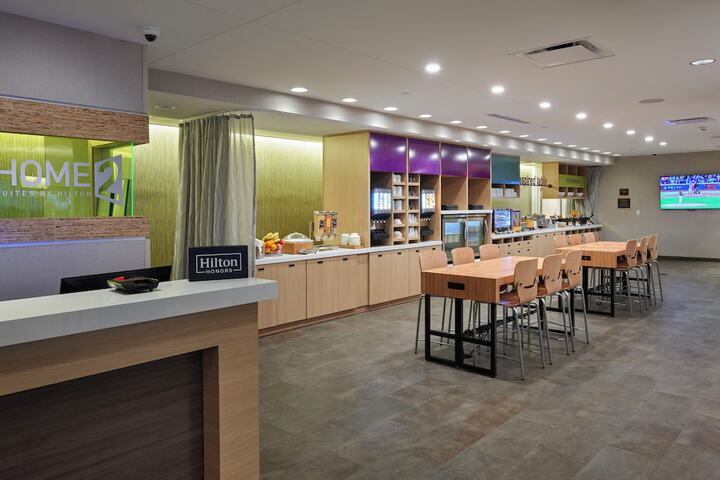 Breakfast/Coffee Service 22 of 26