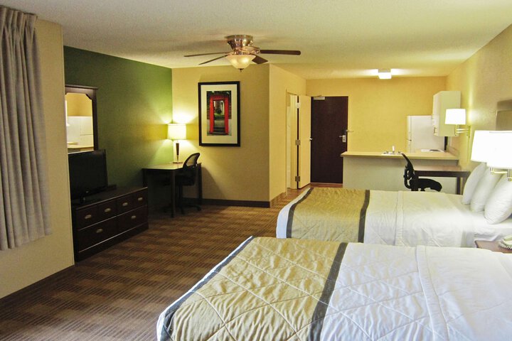 Room 22 of 27
