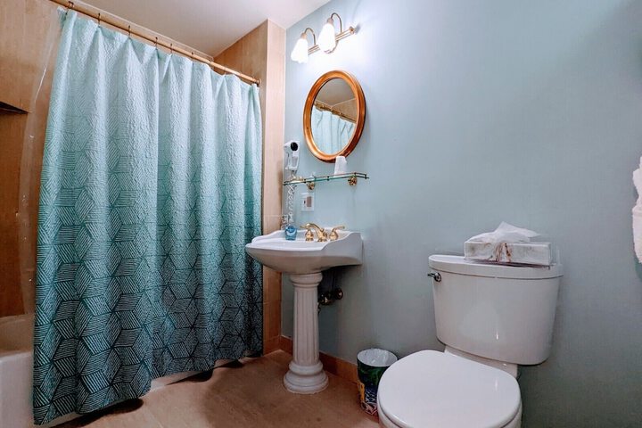 Room 162 of 191
