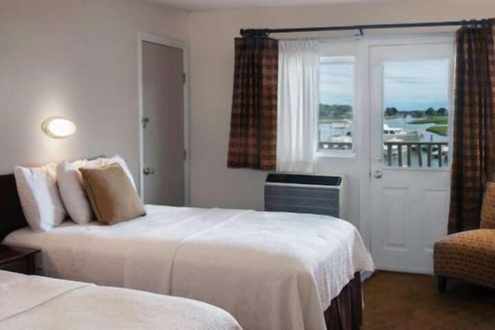 Room 20 of 146