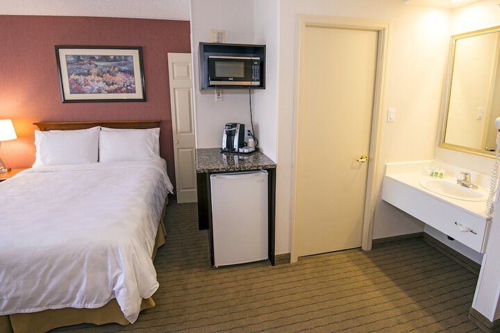 Room 37 of 64