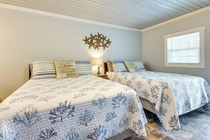 Ocean Isle Beach Studio: 1 Mi to Downtown & Pier