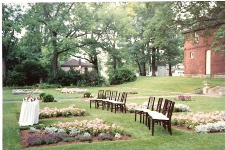 Montague Inn