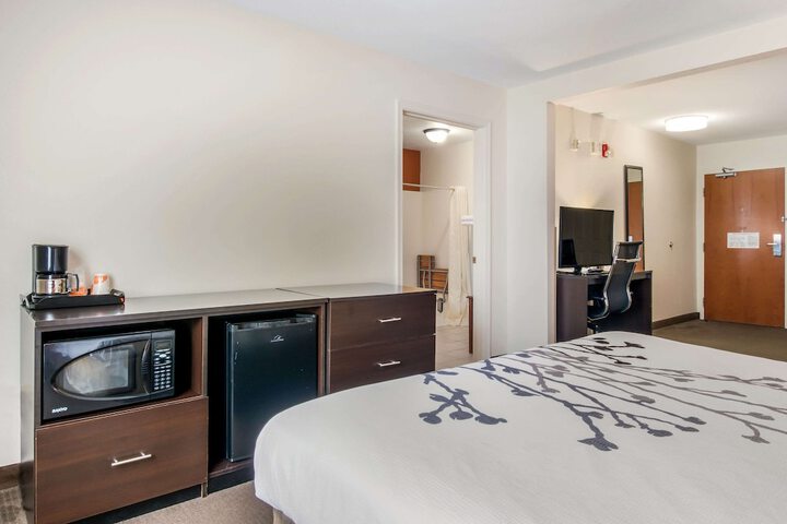Sleep Inn & Suites Ronks - Lancaster Area