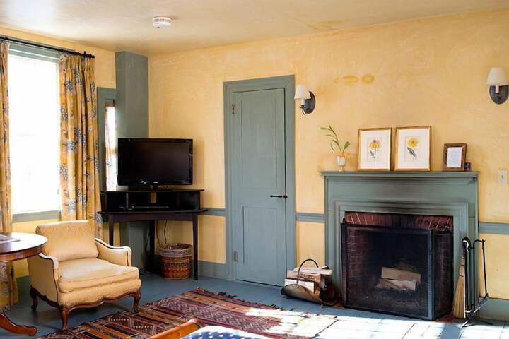 Room 43 of 67
