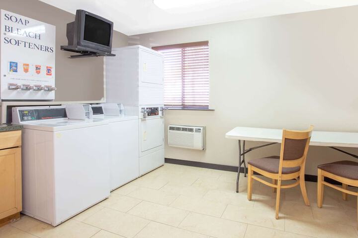 Room 20 of 28