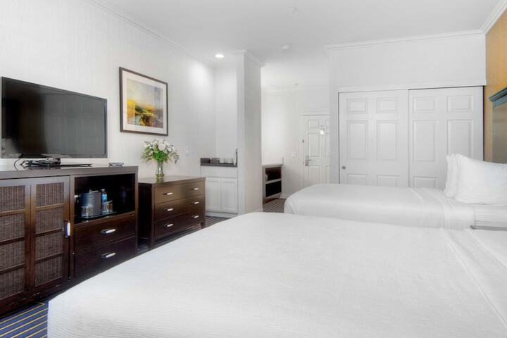 Room 14 of 34