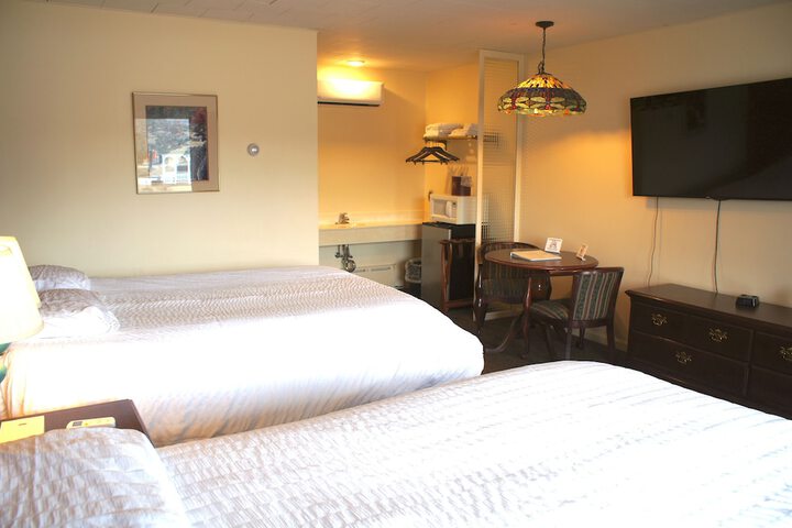Room 63 of 78