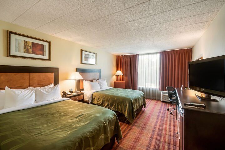 Room 19 of 32