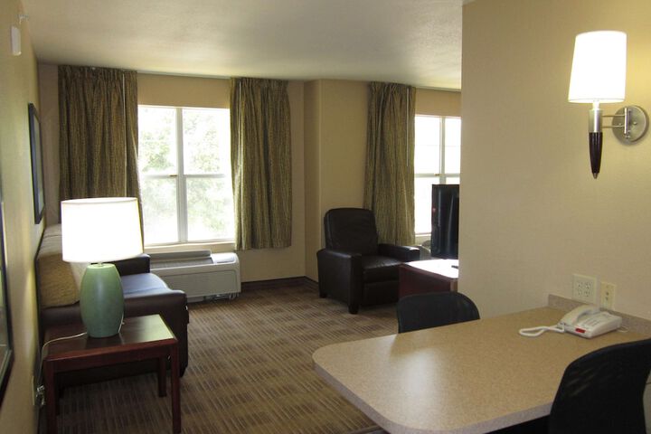 Room 20 of 29