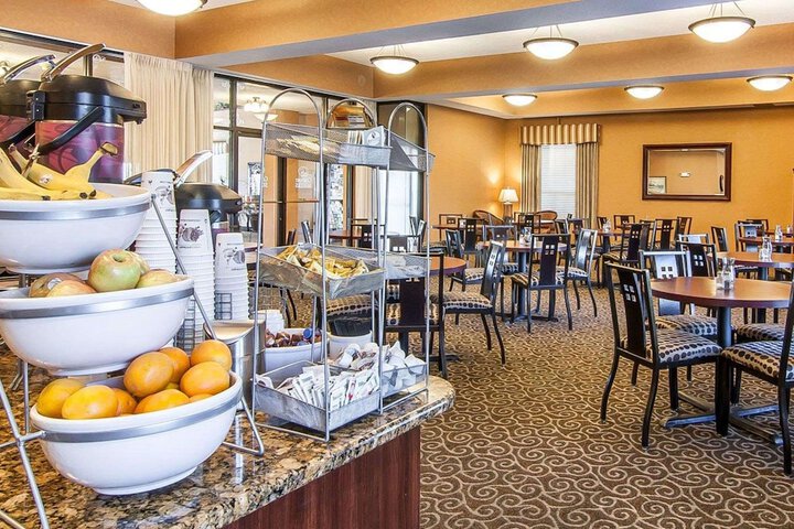 Breakfast/Coffee Service 41 of 45