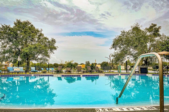 Pool 22 of 138