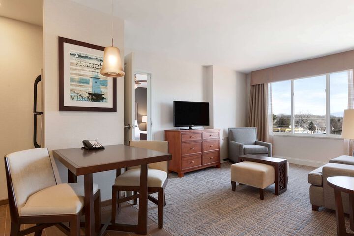 Room 9 of 26