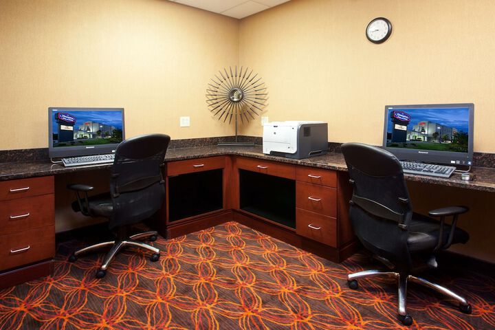 Business Center 27 of 27