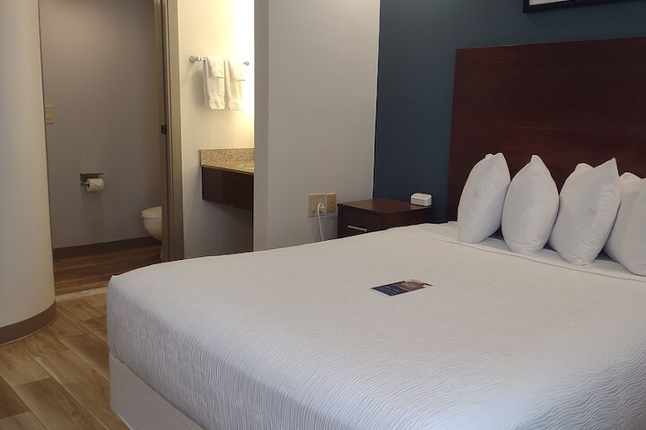 Room 19 of 31