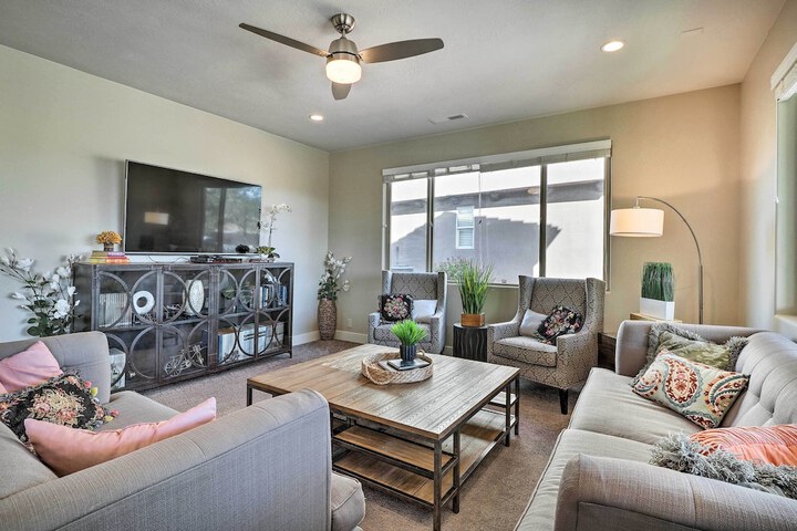Utah Home w / Pool & Hot Tub Access Mtn Views!