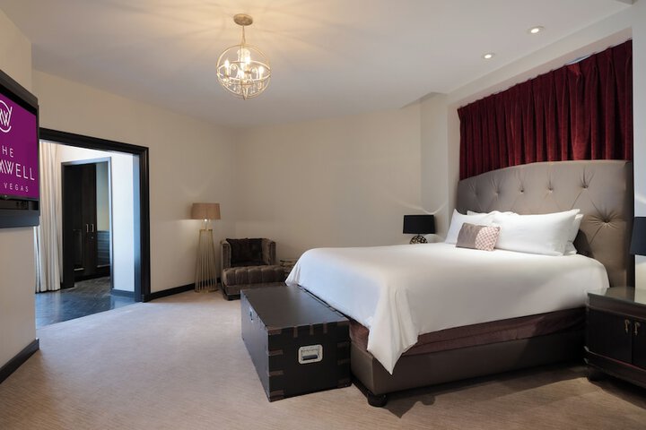 Room 13 of 52