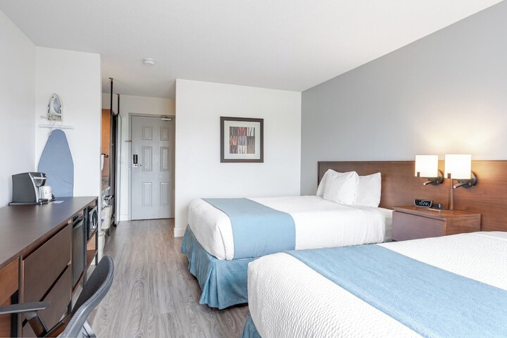 Ramada by Wyndham Surrey / Langley