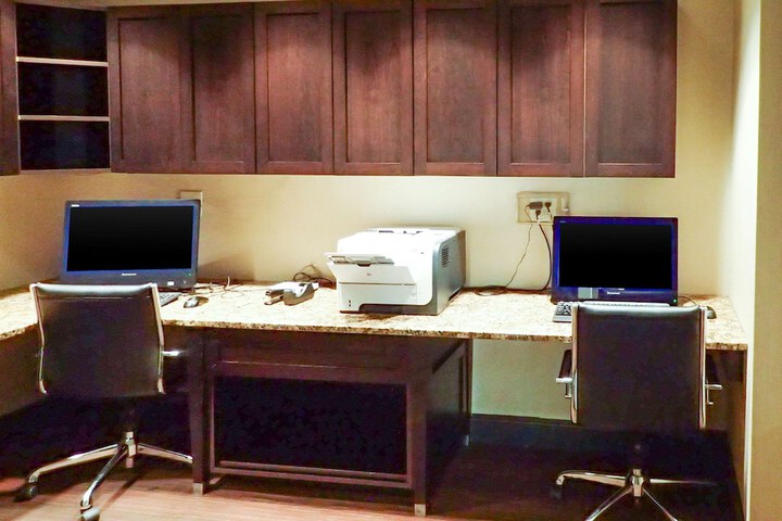 Business Center 96 of 97