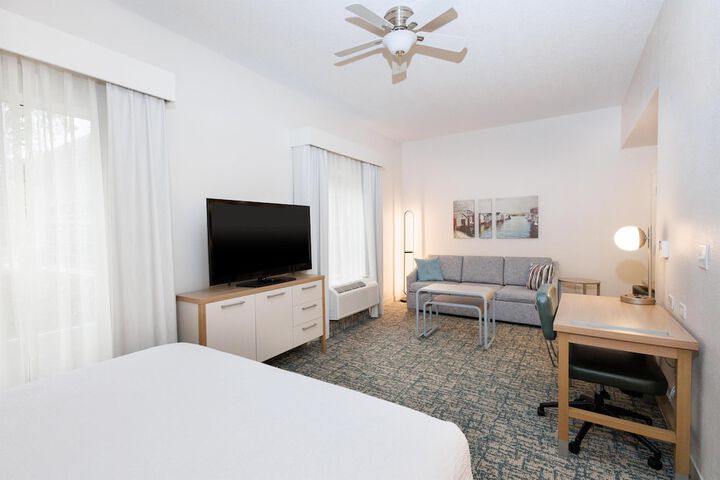 Homewood Suites by Hilton Rochester - Victor