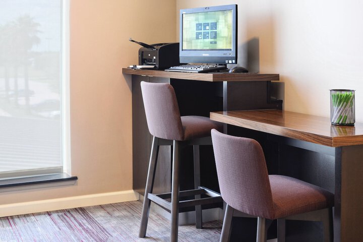 Courtyard by Marriott Houston Pearland