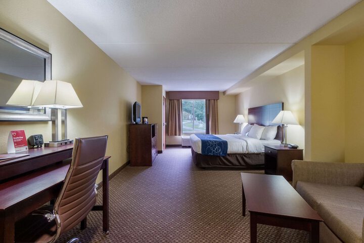 Room 34 of 48