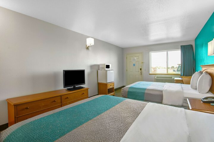 Motel 6 Baker City OR