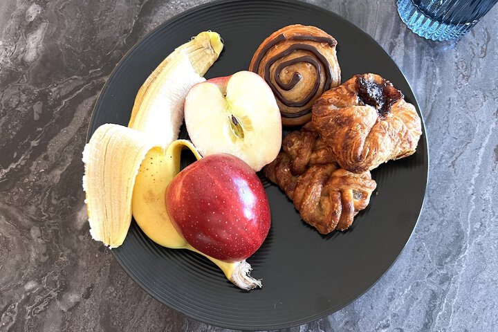 Breakfast/Coffee Service 99 of 125