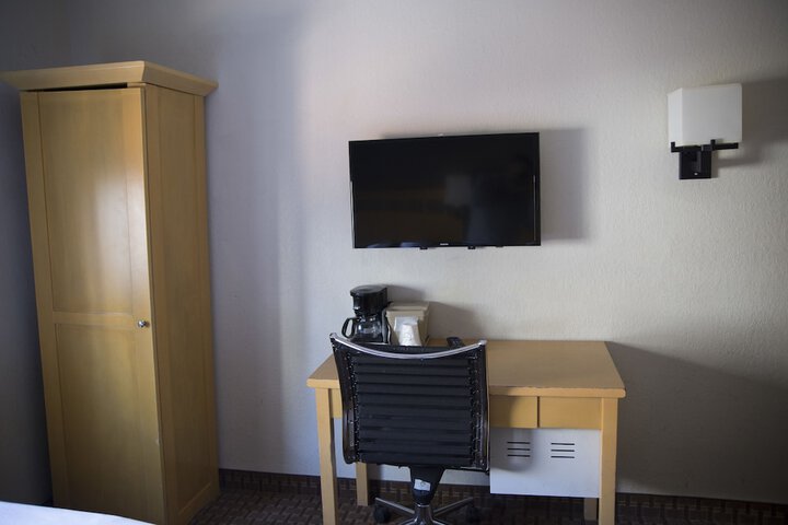 Room 22 of 26