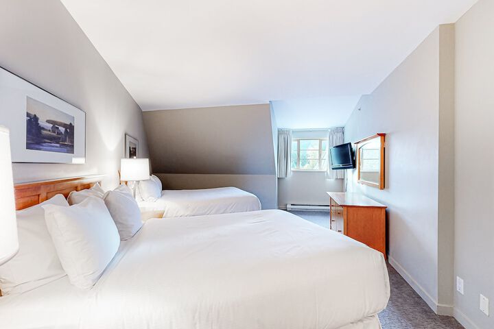 Whistler Peak Lodge