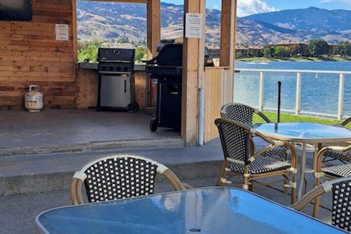 Richter Pass Beach Resort