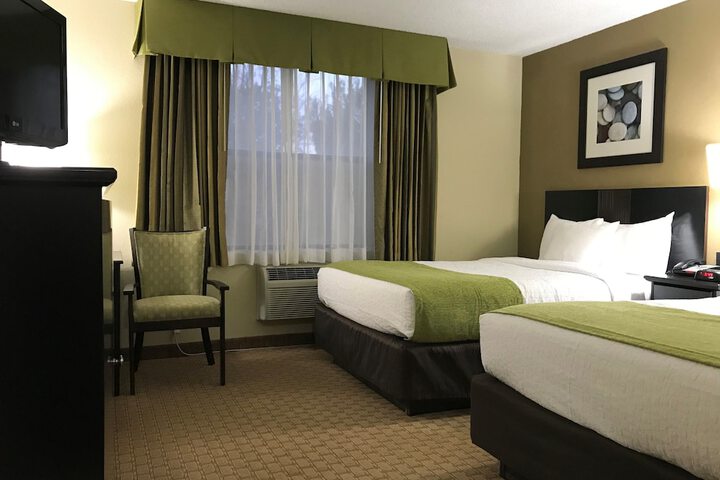 Navajoland Hotel of Tuba City