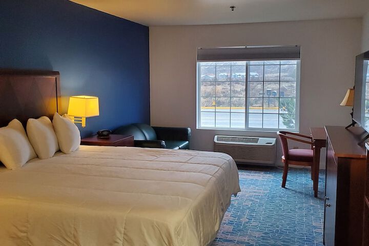 Room 18 of 24