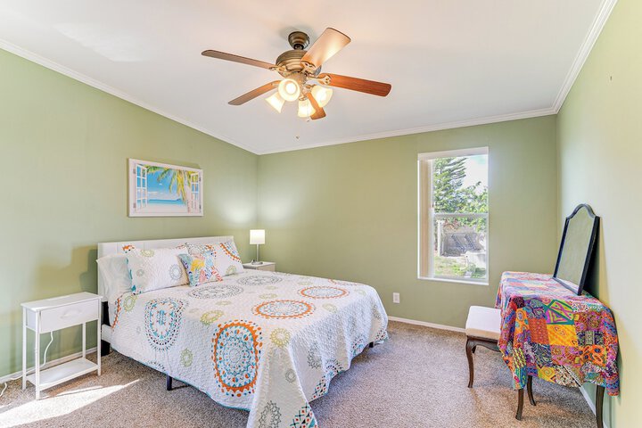 Swim Golf & Relax: Family Gem in North Fort Myers