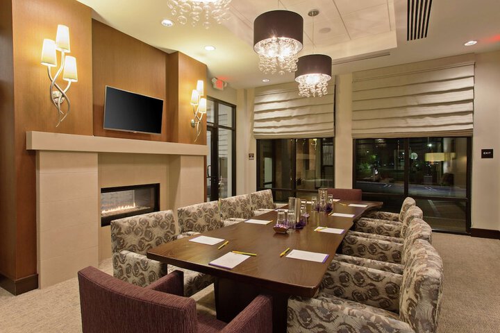Hilton Garden Inn Irvine / Orange County Airport